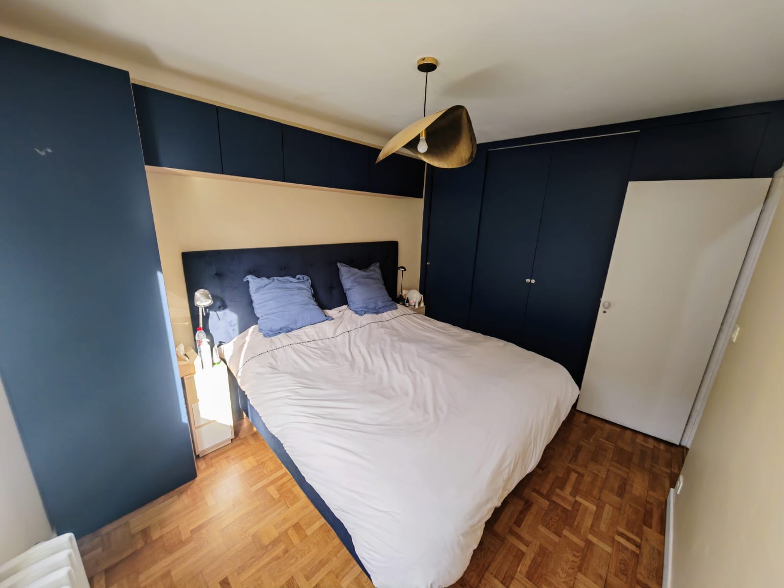 Une chambre parentale plus pratique et harmonieuse